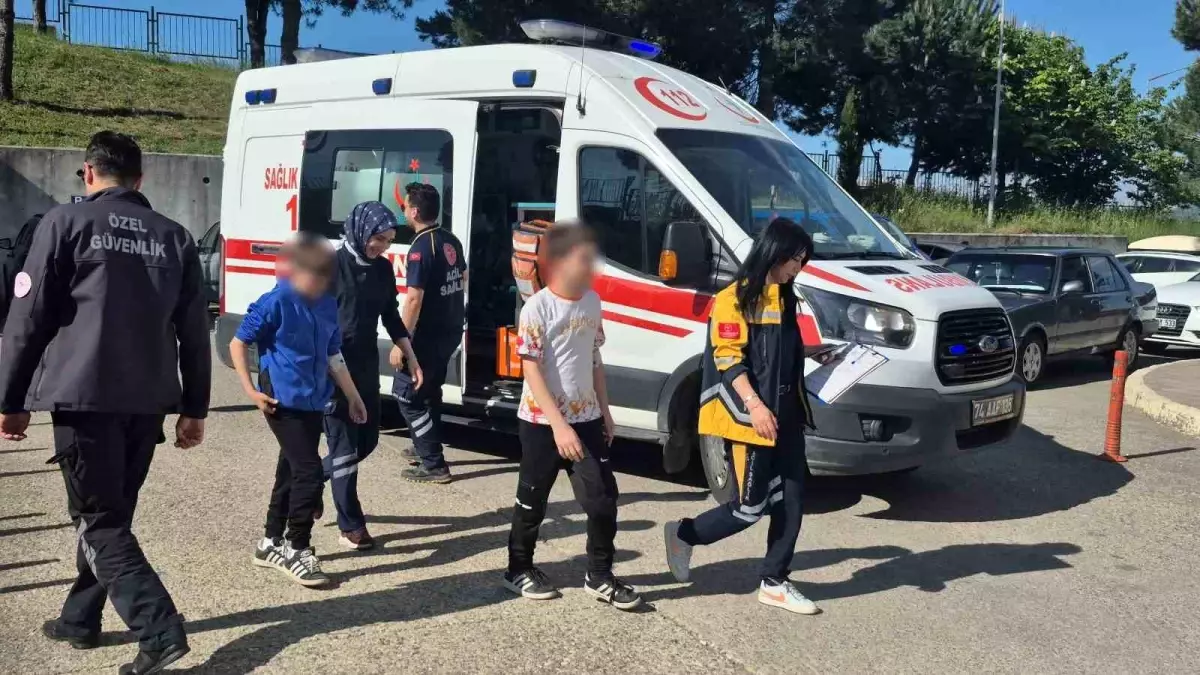 Bartın'da 17 Öğrenci Şekerlemeden Zehirlendi