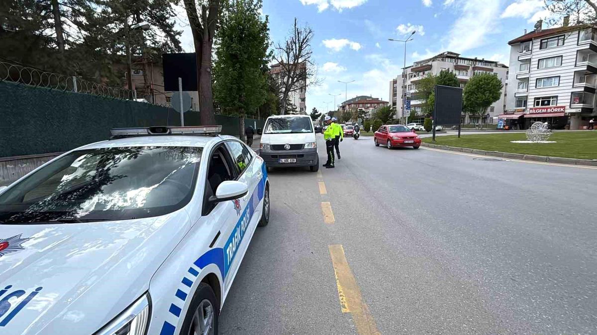 Bolu'da Trafik Denetimlerinde 7.5 Milyon Lira Cezaya Kesildi