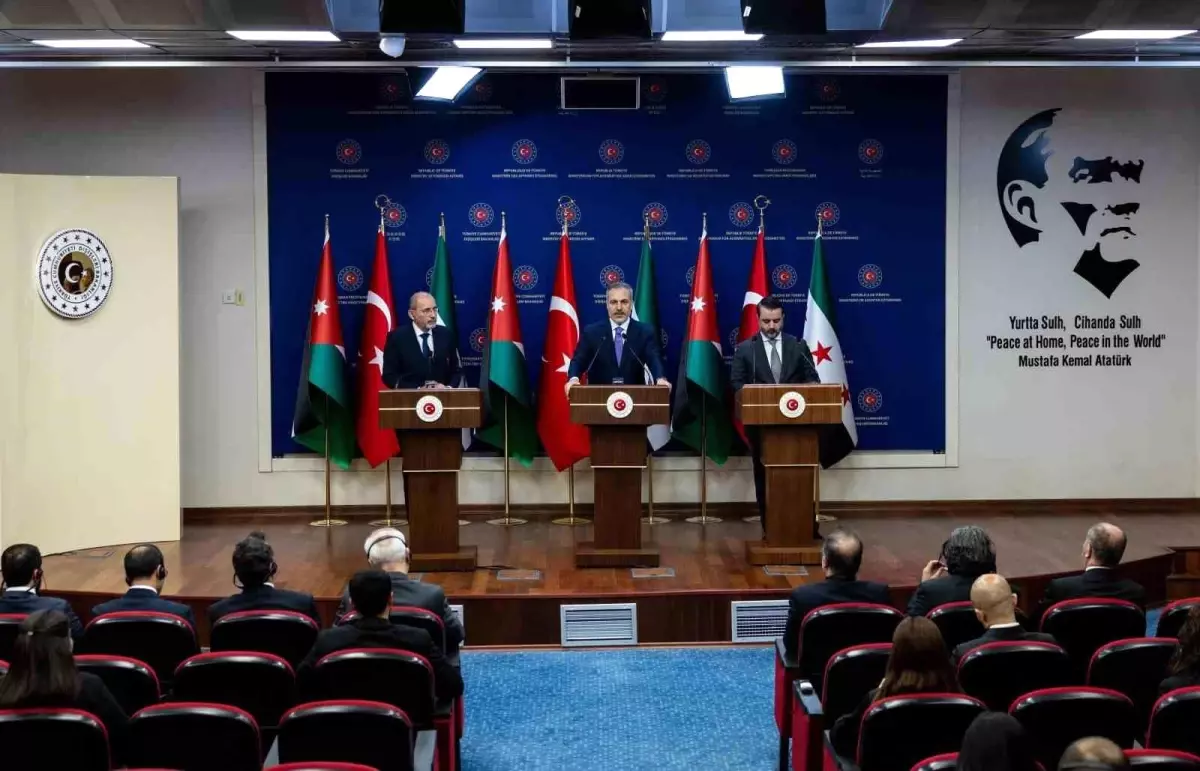 Dışişleri Bakanı Hakan Fidan, Suriye'deki İstikrarsızlığa Dikkat Çekti