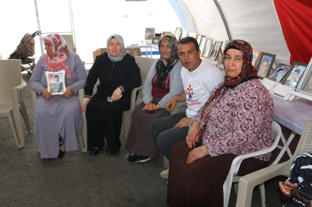 Diyarbakır mothers are waiting to reunite with their children as the PKK disbands