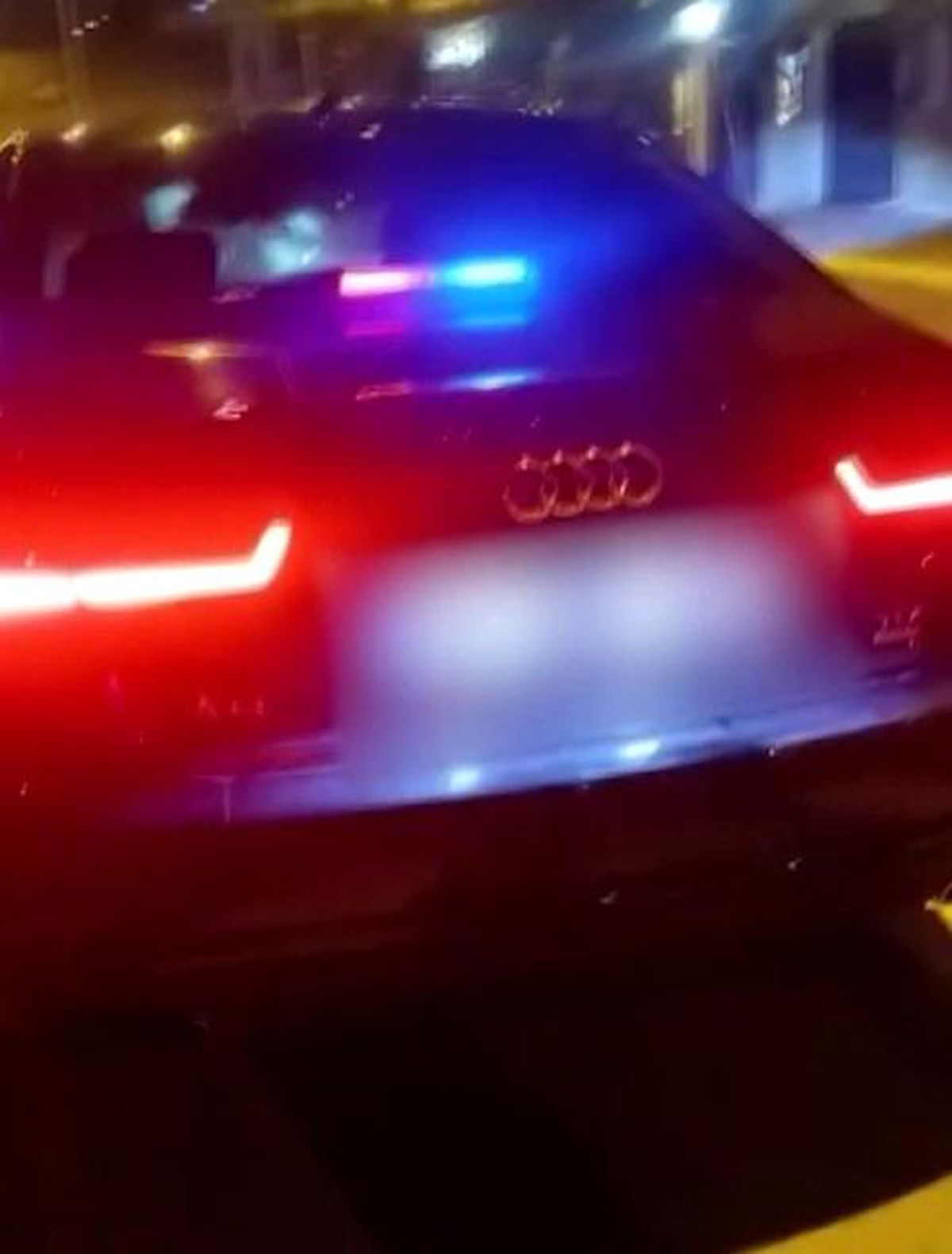 Gaziantep'te Yetkisiz Çakar Kullanan 16 Sürücüye 2,2 Milyon TL Ceza