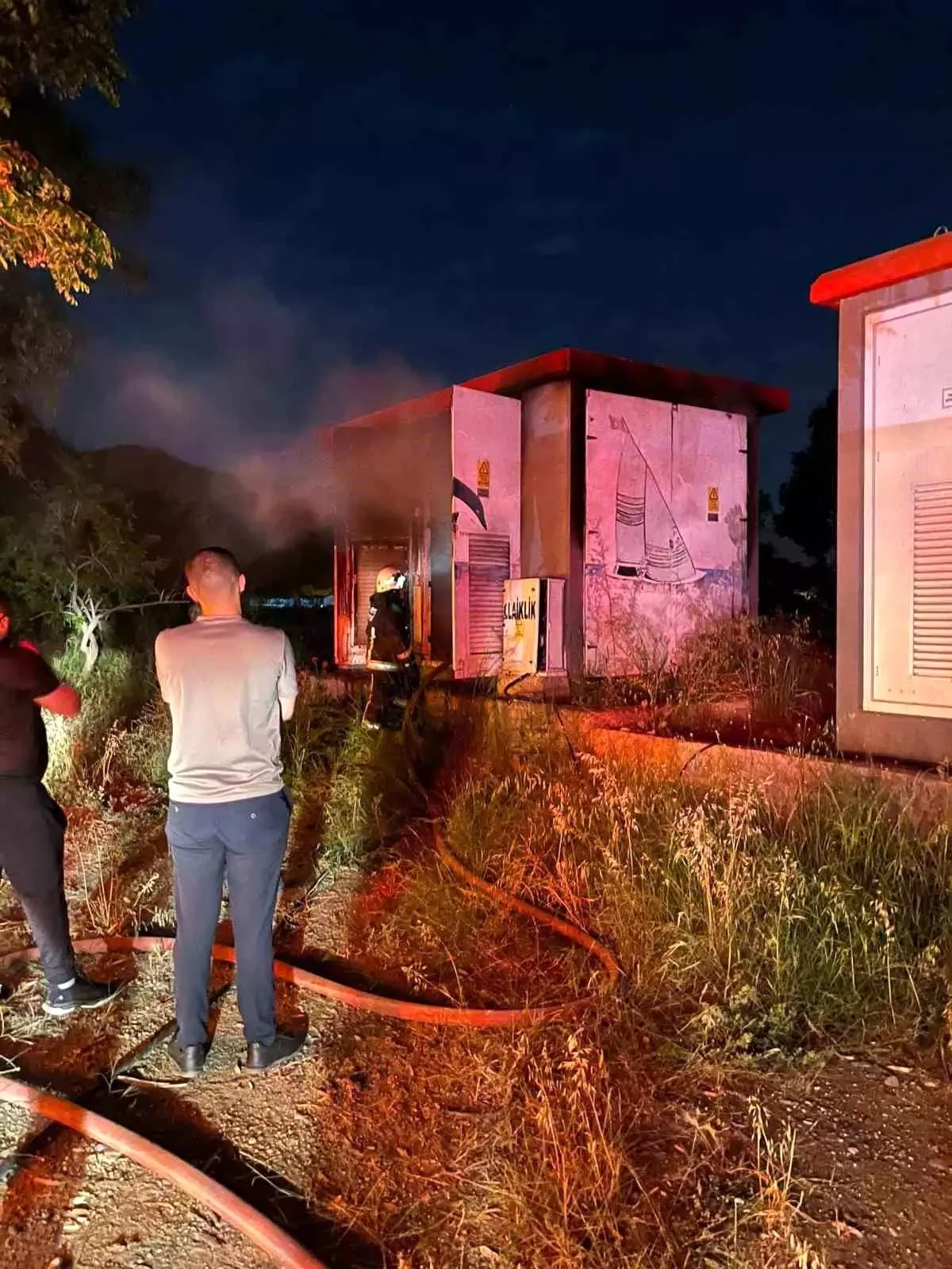 Gazipaşa'da Trafoda Yangın: İtfaiye Müdahale Etti