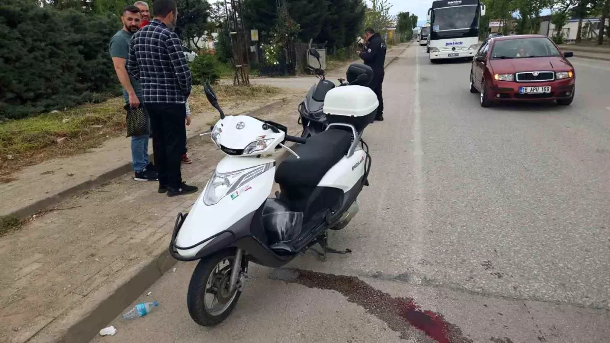Bursa'da Motosiklet Kazası: Baba ve 13 Yaşındaki Oğlu Yaralandı
