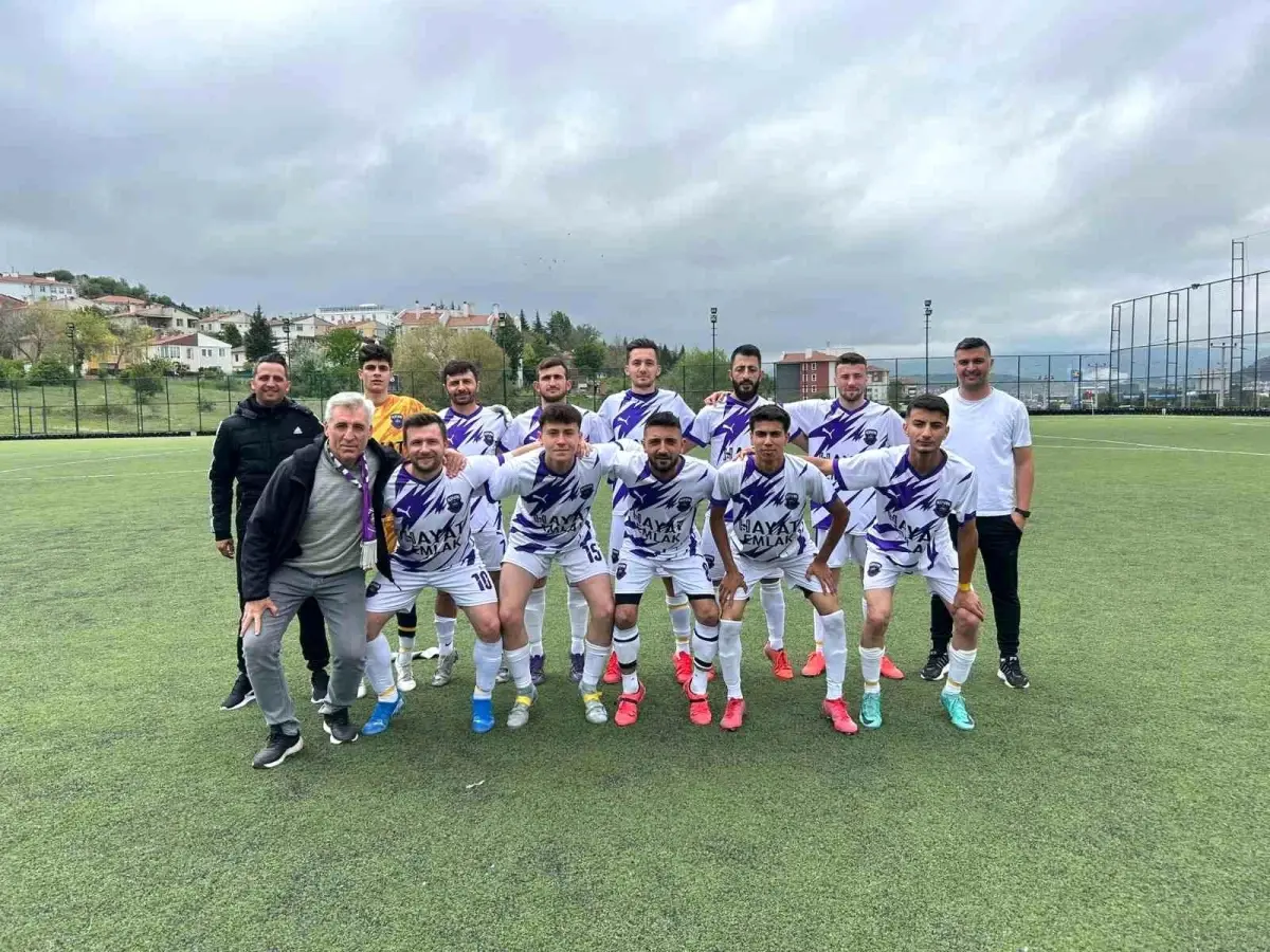 Kınıkspor Kritik Deplasmandan 3 Puanla Döndü
