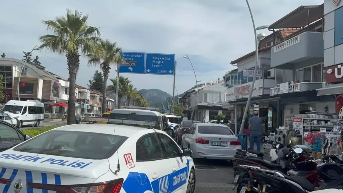 Marmaris'te bir bankanın güvenlik görevlisi silahla vurulmuş halde bulundu