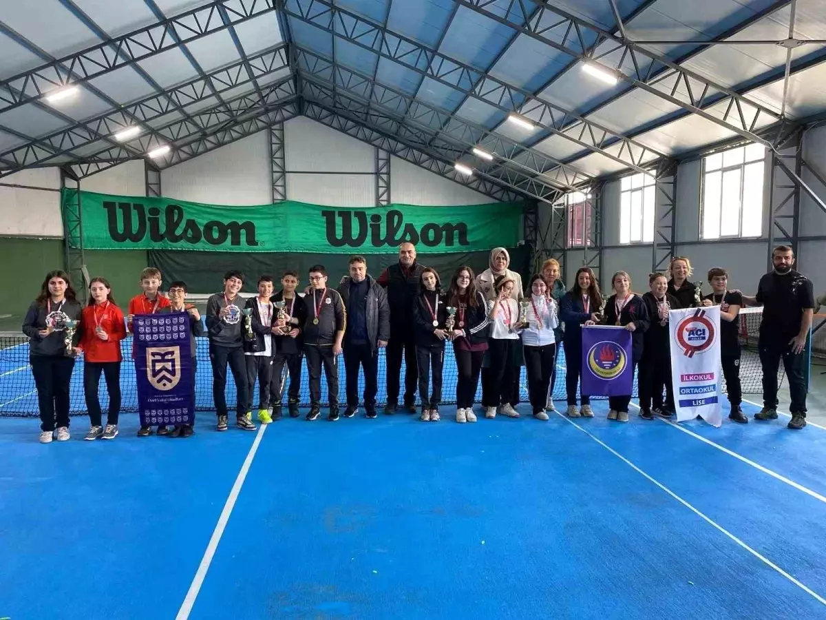 Okullar Arası Tenis İl Birinciliği Sonuçlandı