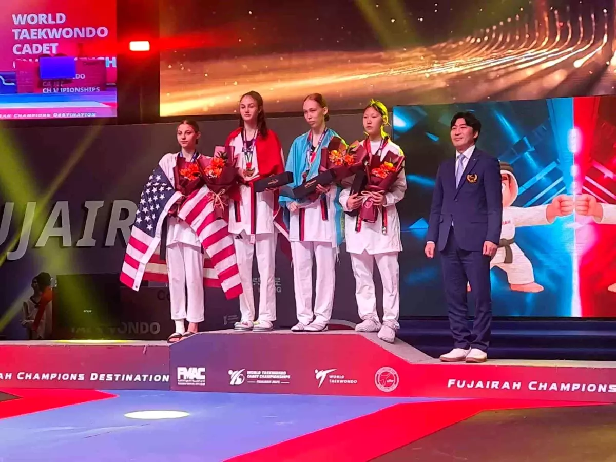 Sena Yılmaz, Dünya Taekwondo Şampiyonası'nda Altın Madalya Kazandı