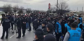 Süper Lig'in köklü takımına şok protesto: Taraftar tesisi bastı