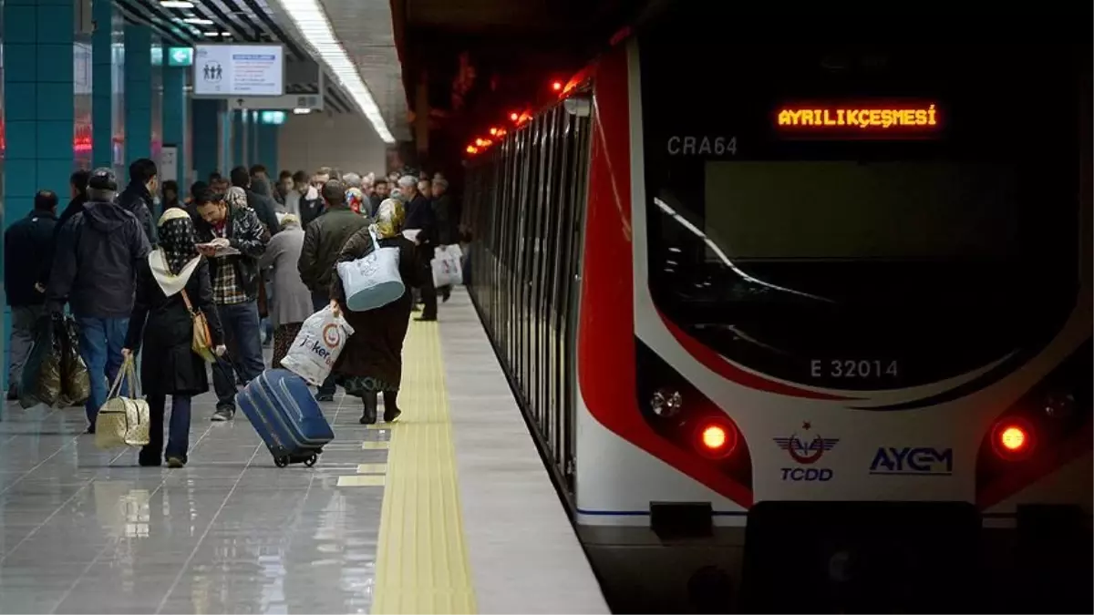 19 Mayıs'ta Marmaray açık mı? 19 Mayıs 2025'te metrolar çalışıyor mu, seferler uzatıldı mı?