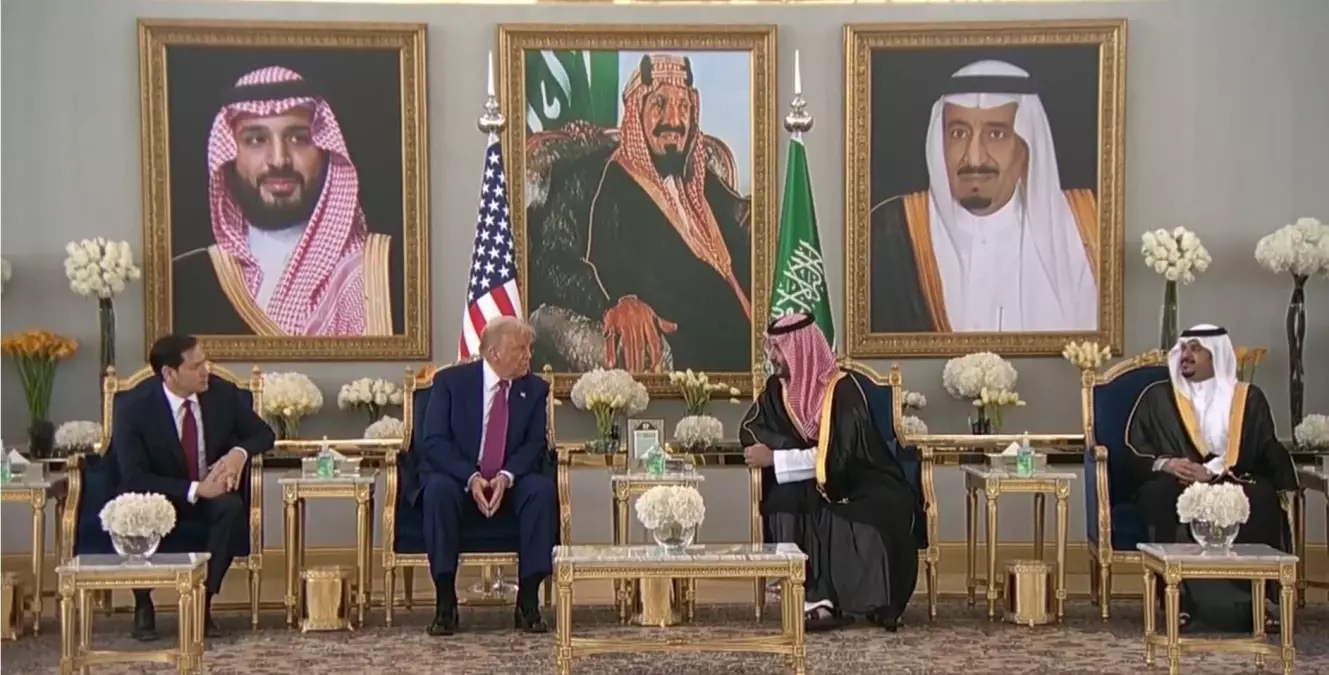 Trump, Suudi Arabistan'a Resmi Ziyaret Gerçekleştirdi