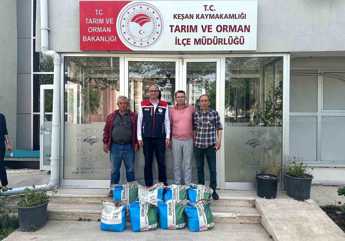 Edirne'de 73 Üreticiye 625 Dekar Alana Kuru Fasulye Tohumu Desteği