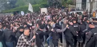 Boğaziçi Üniversitesi'nde göstericiler polise saldırdı: 13 polis yaralandı, 97 gözaltı