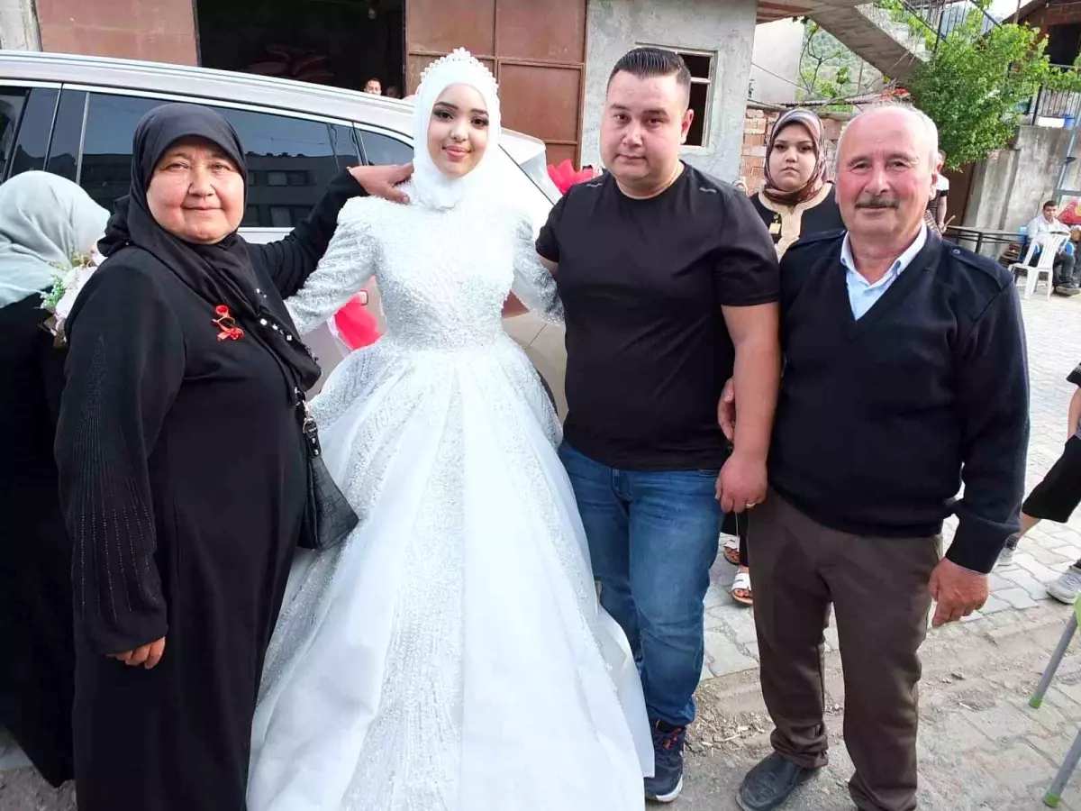 Burhaniye'de 3 Gün Süren Düğün Töreni