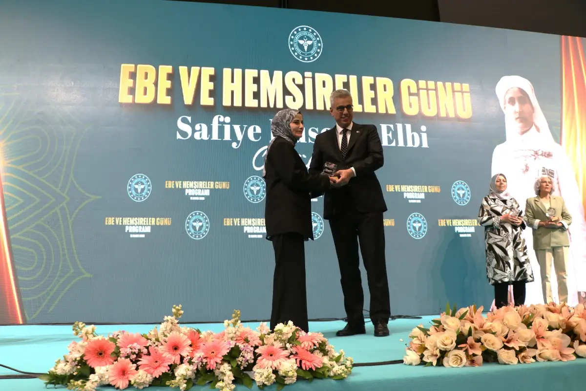 Ebe Elif Yılmaz'dan Doğum Sürecini Kolaylaştıran Yenilik