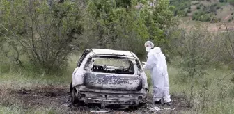Evini ve otomobilini yaktıktan sonra bir kadını öldürüp intihar etti