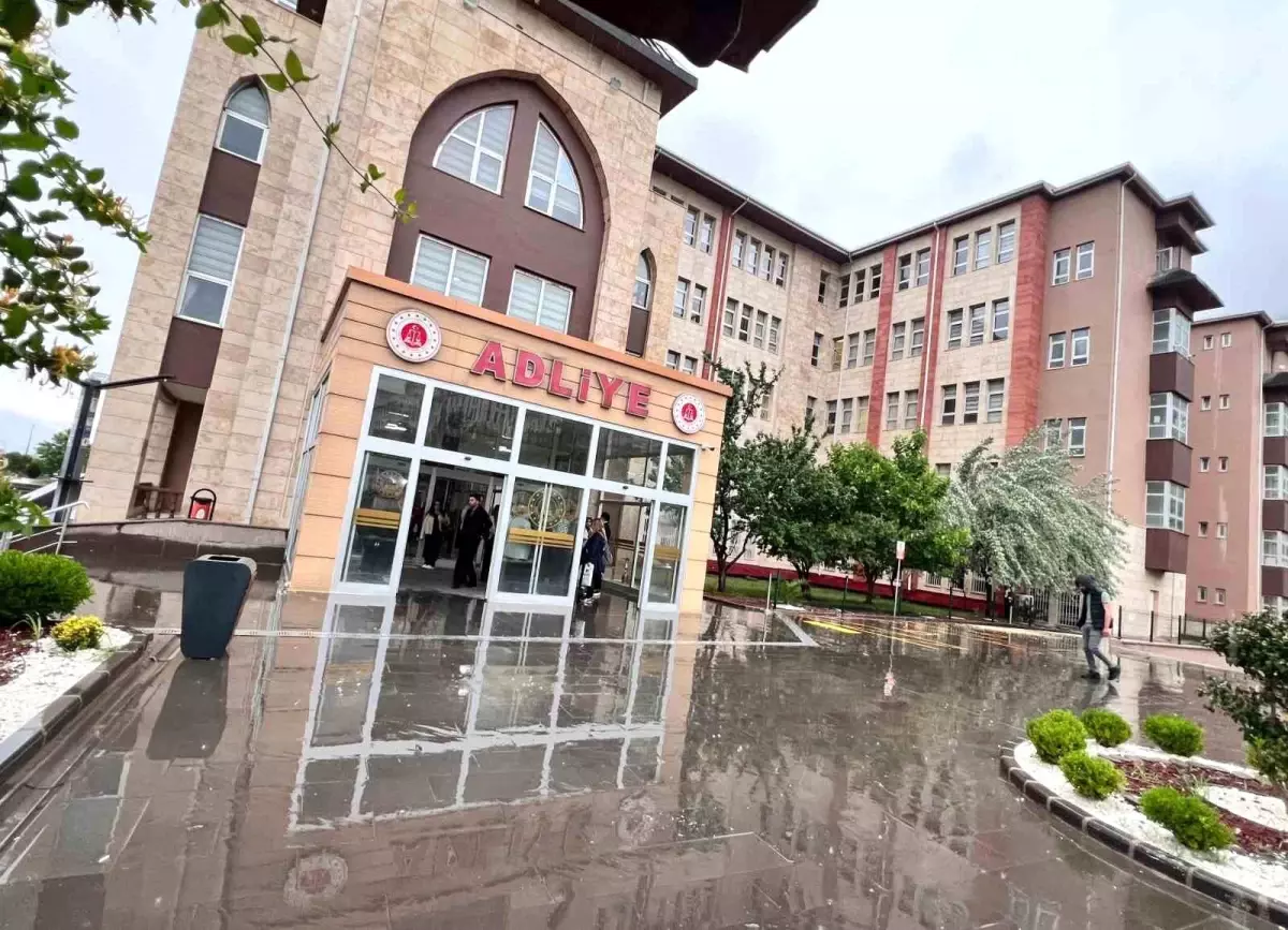 Kahramanmaraş'ta Ezgi Apartmanı Davası Devam Ediyor