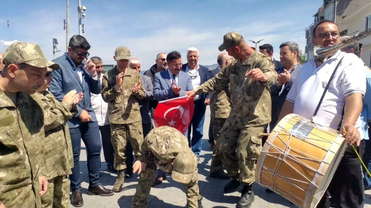 Mudanya'da Engelli Bireyler İçin Temsili Asker Eğlencesi Düzenlendi