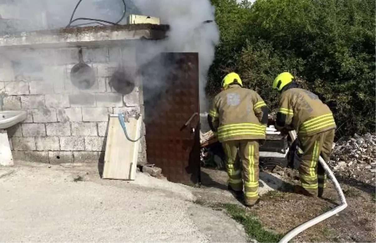 Balıkesir'de Mermer Atölyesinde Yangın Çıktı