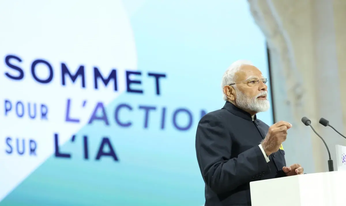 Modi'den Pakistan'a Mesaj: Operasyonlar Askıya Alındı