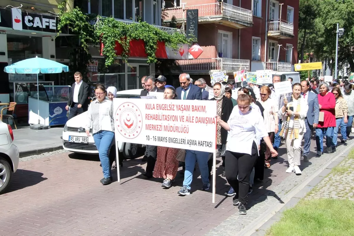 Kula'da Dünya Engelliler Haftası Kutlandı
