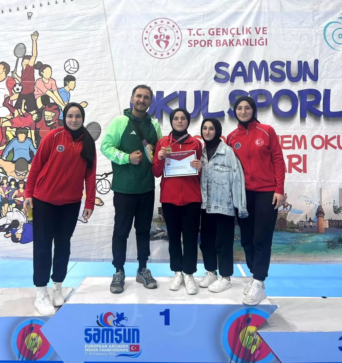 Hacer Zengin, Samsun'da Türkiye Bilek Güreşi Şampiyonu Oldu