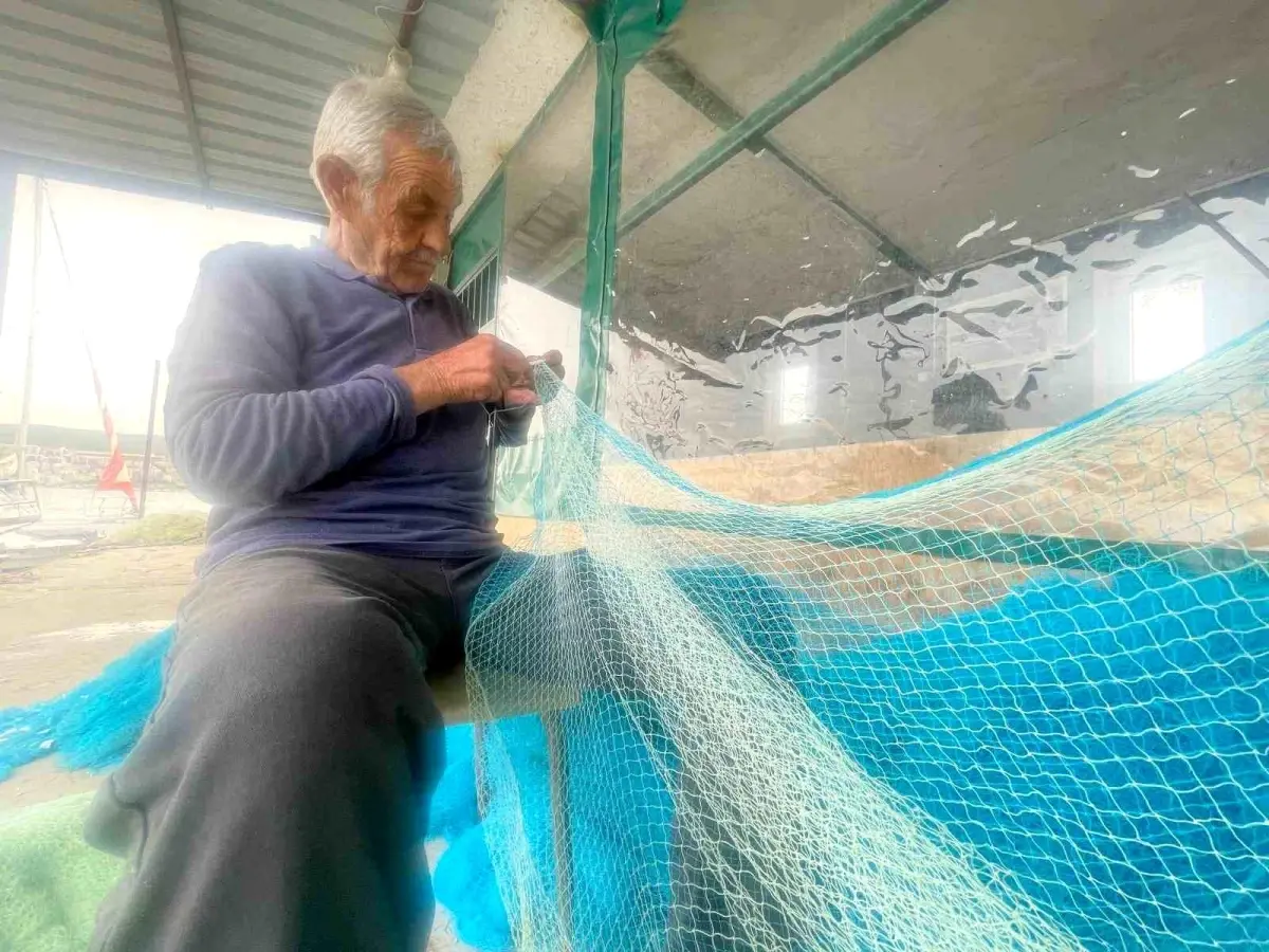 Müsilaj Gemlik Balıkçılarını Zorda Bıraktı