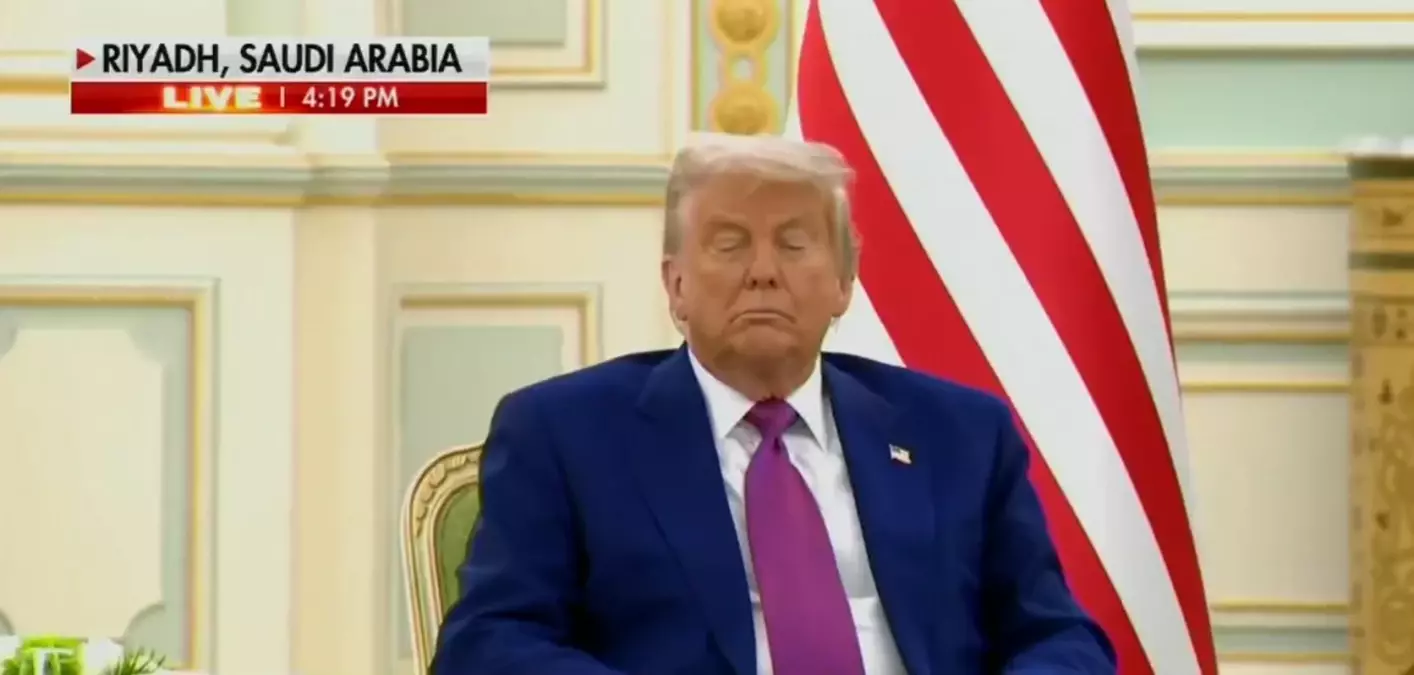 Orta Doğu turuna çıkan Trump, ilk durağı Suudi Arabistan'da yorgun düştü