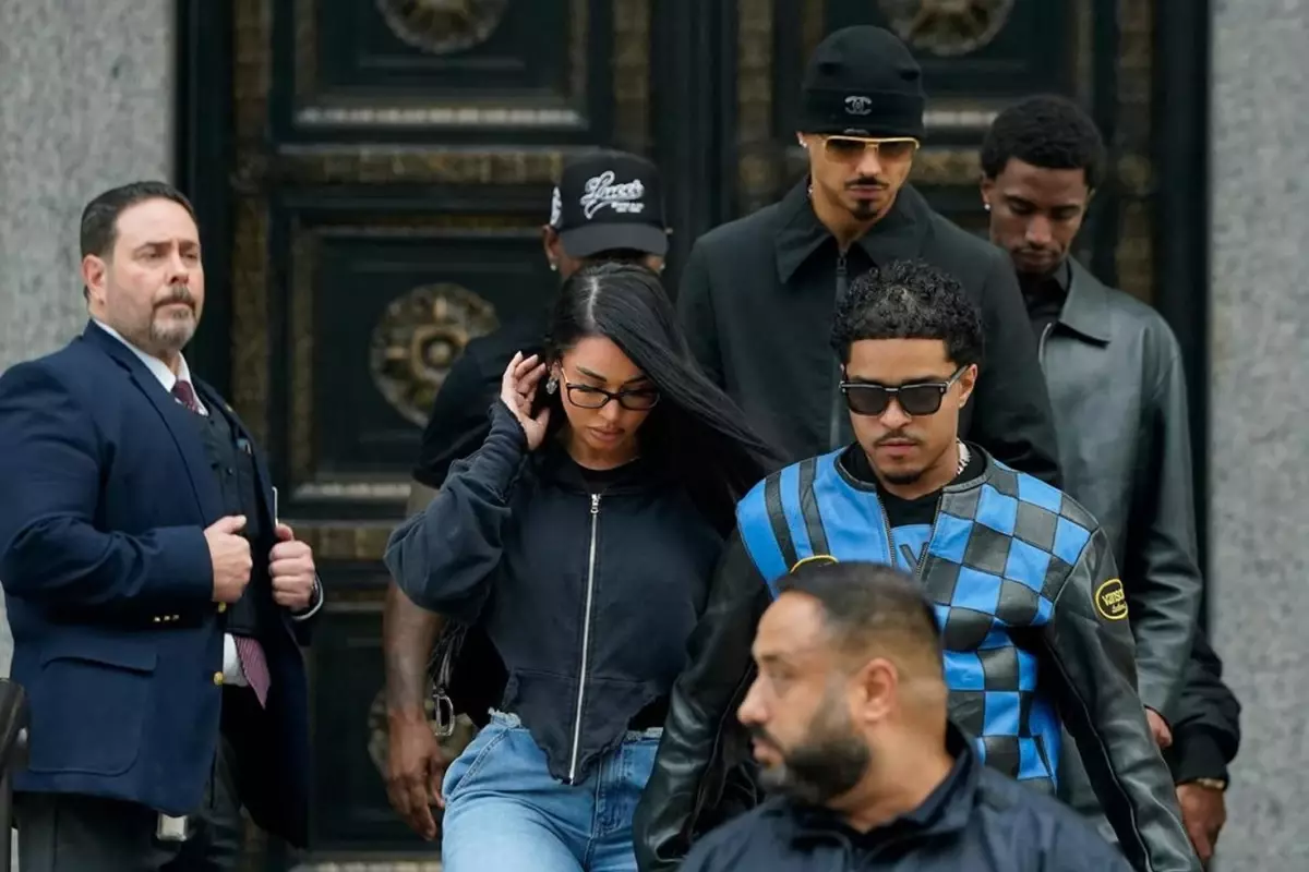 Diddy'den Şok Açıklama: Güvenlik Görevlisine Fırlattığı Para ve Gizemli Uyarı! Seks Ticareti Dava Süreci Derinleşiyor