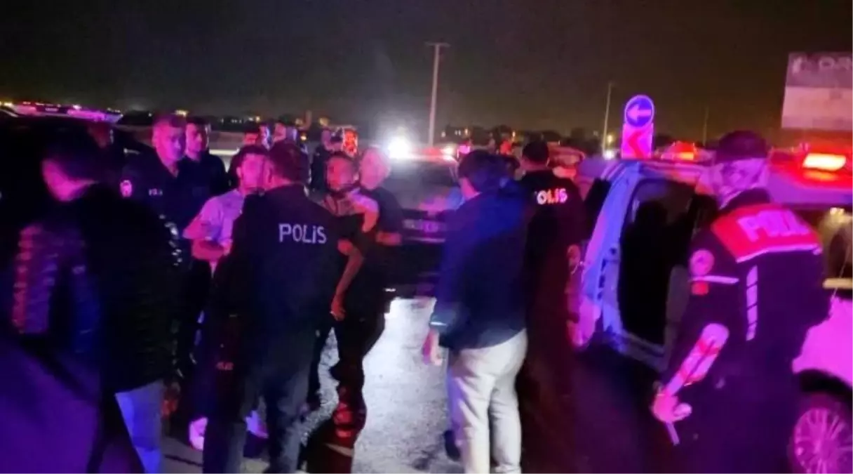 Aksaray'da Futbol Taraftarları Arasında Kanlı Kavga: 6 Yaralı, 13 Gözaltı