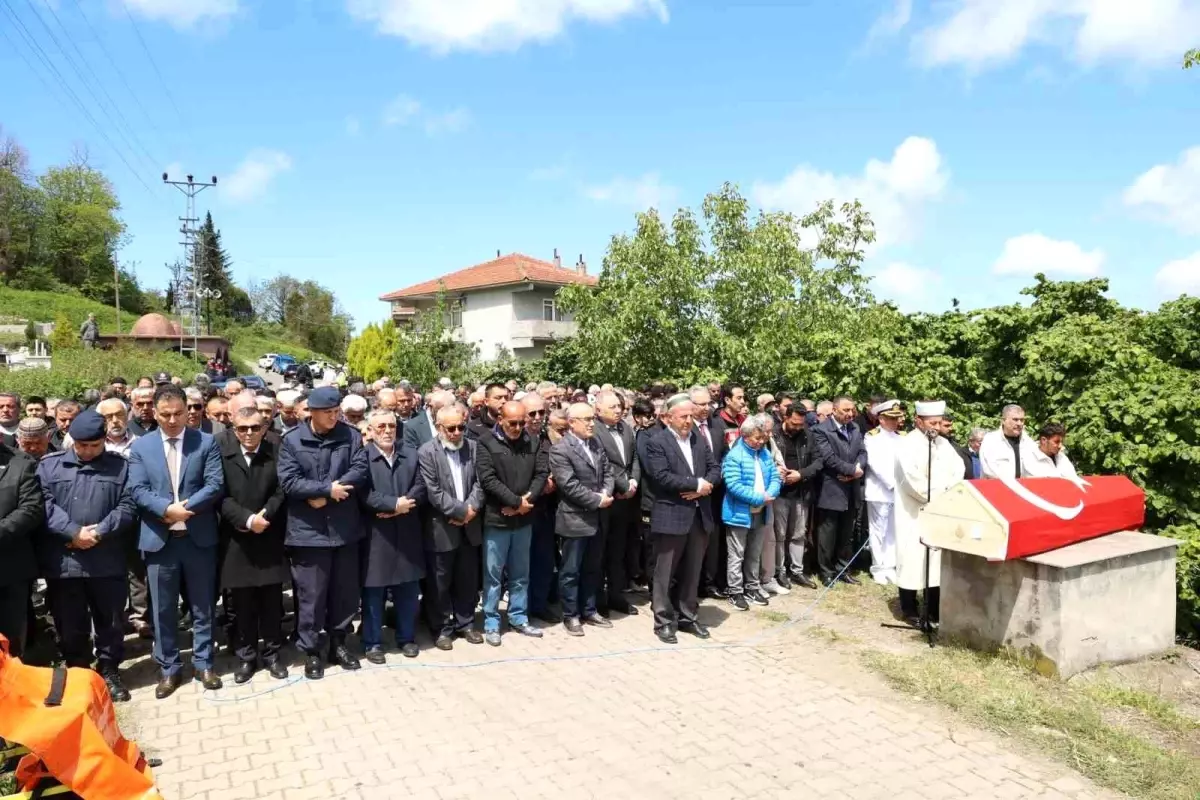 Zonguldak Valisi, Polis Memuru Ertunç Gül'ün Cenaze Törenine Katıldı