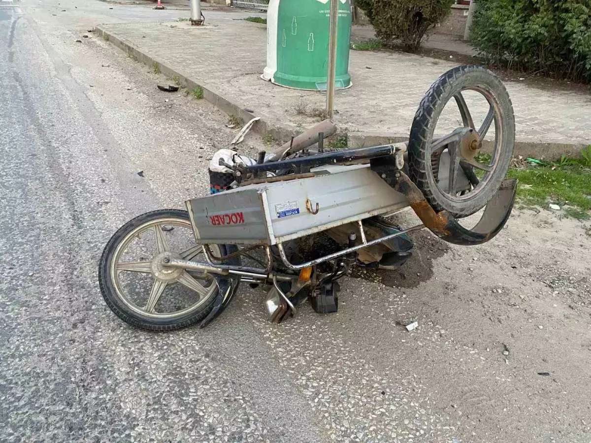 Alaşehir'de motosiklet kazasında 2 kişi hayatını kaybetti