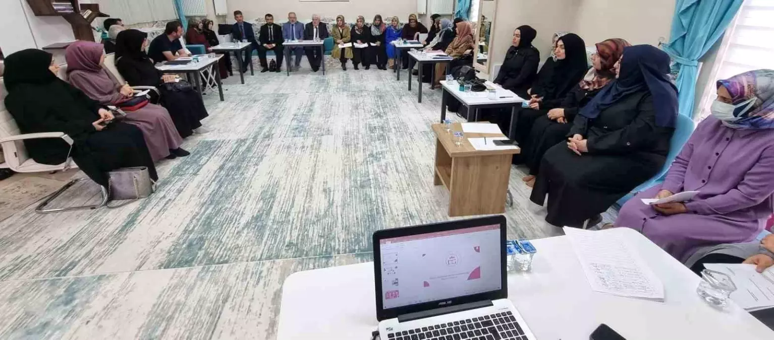 Diyanet Gençlik Hizmetleri Yerinde Rehberlik Programı Düzenlendi