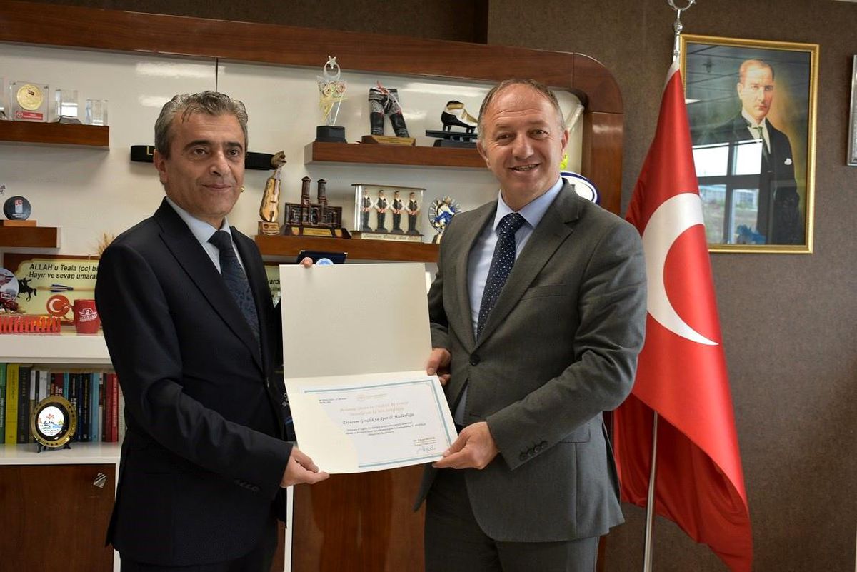 Erzurum'da Beslenme Dostu Projesine Sertifika Töreni