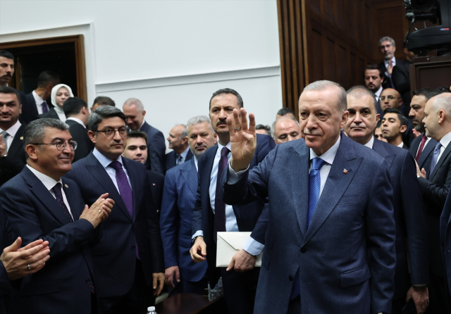 Cumhurbaşkanı Erdoğan'dan Terörsüz Türkiye mesajı: Örgütün kolları da feshe katılmalı Cumhurbaşkanı Erdoğan'dan Terörsüz Türkiye mesajı: Örgütün kolları da feshe katılmalı