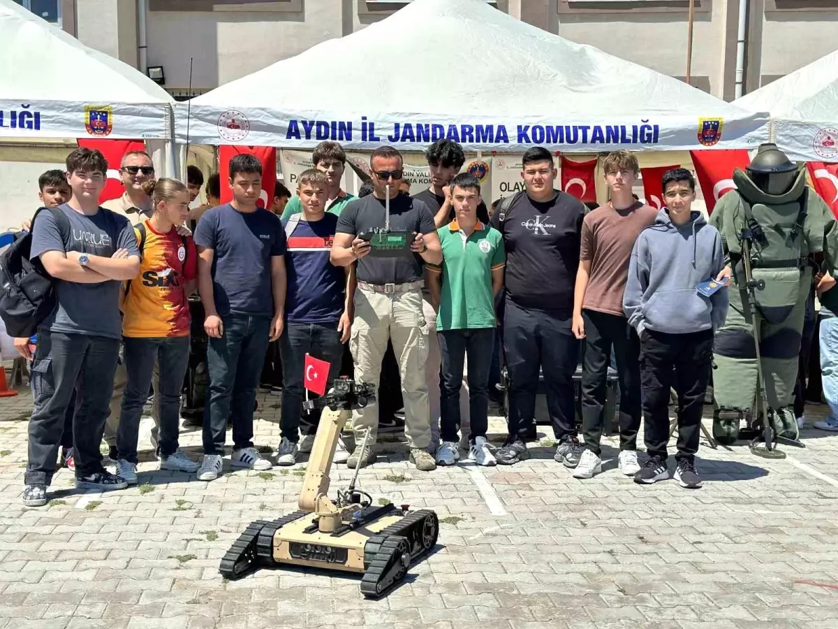 Didim'de Lise Öğrencilerine Jandarma ve Sahil Güvenlik Tanıtımı