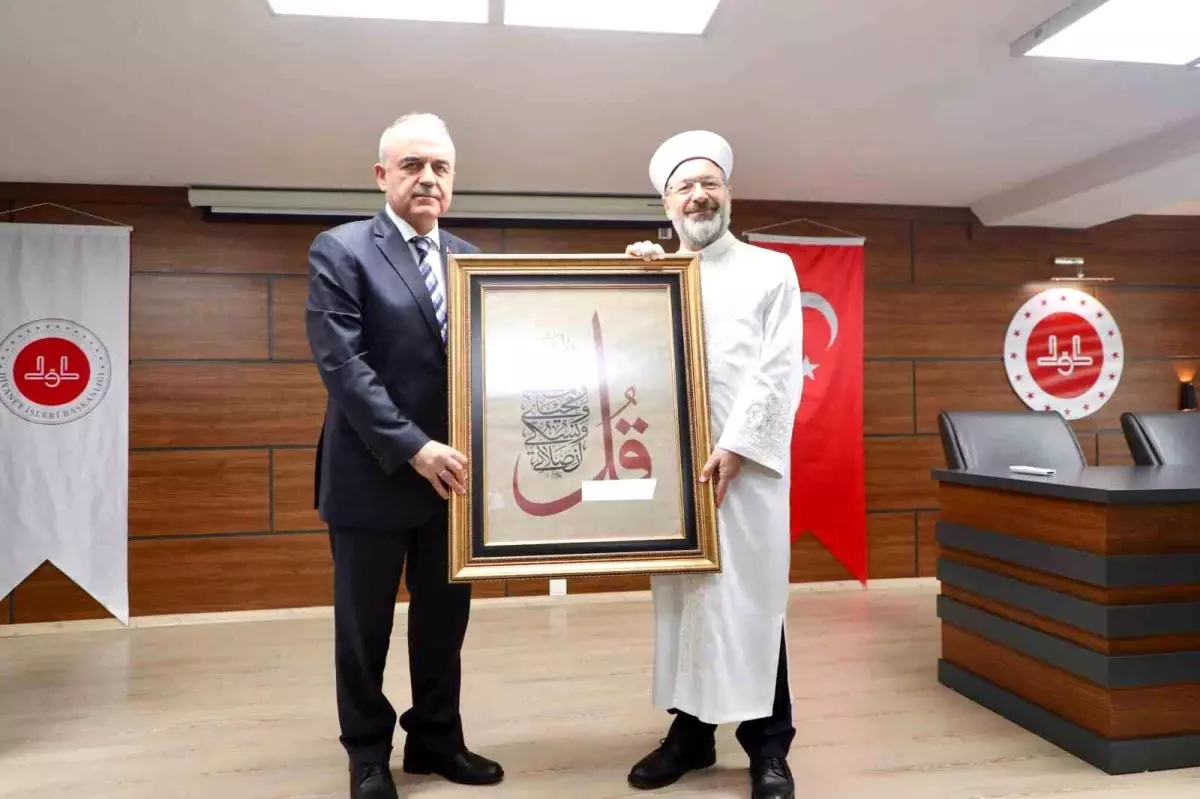 Diyanet İşleri Başkanı Erbaş, İmam Adaylarına Eğitim Vurgusu Yaptı
