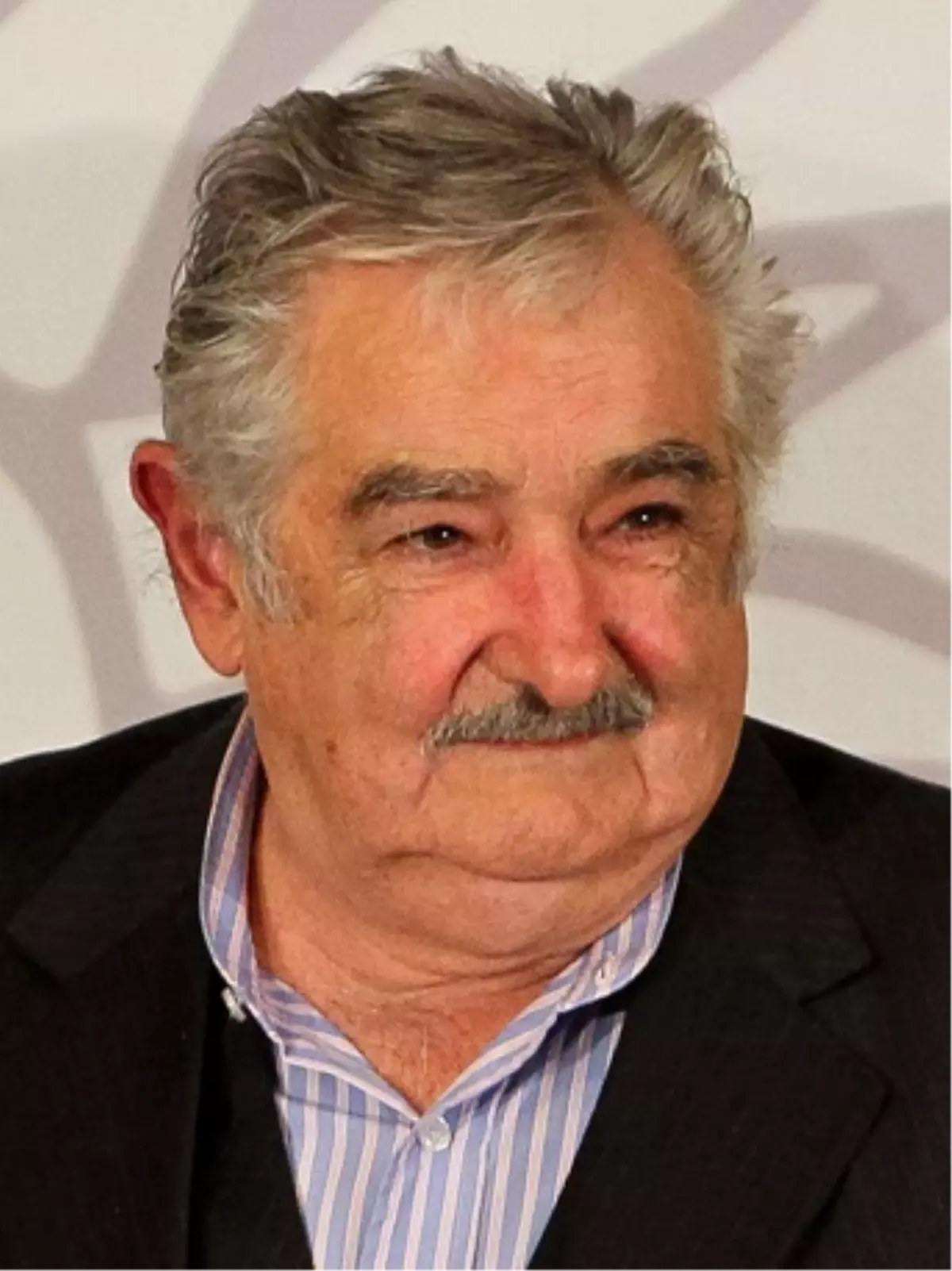 Eski Uruguay Devlet Başkanı Jose Mujica Hayatını Kaybetti