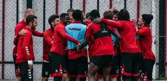 Galatasaray kazandı, Samsunspor Avrupa'yı garantiledi
