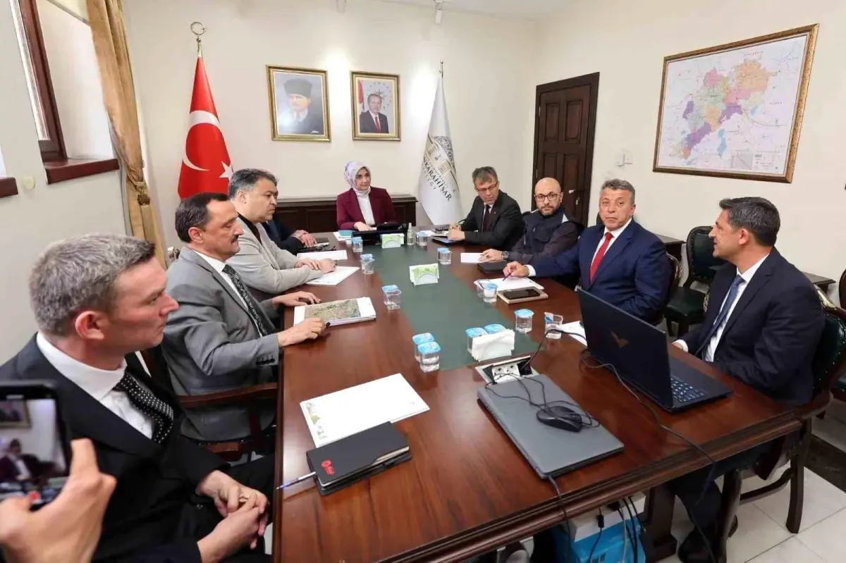 Afyonkarahisar'da Jeotermal Kaynaklı Sera İhtisas Organize Tarım Bölgesi Çalışmaları Devam Ediyor