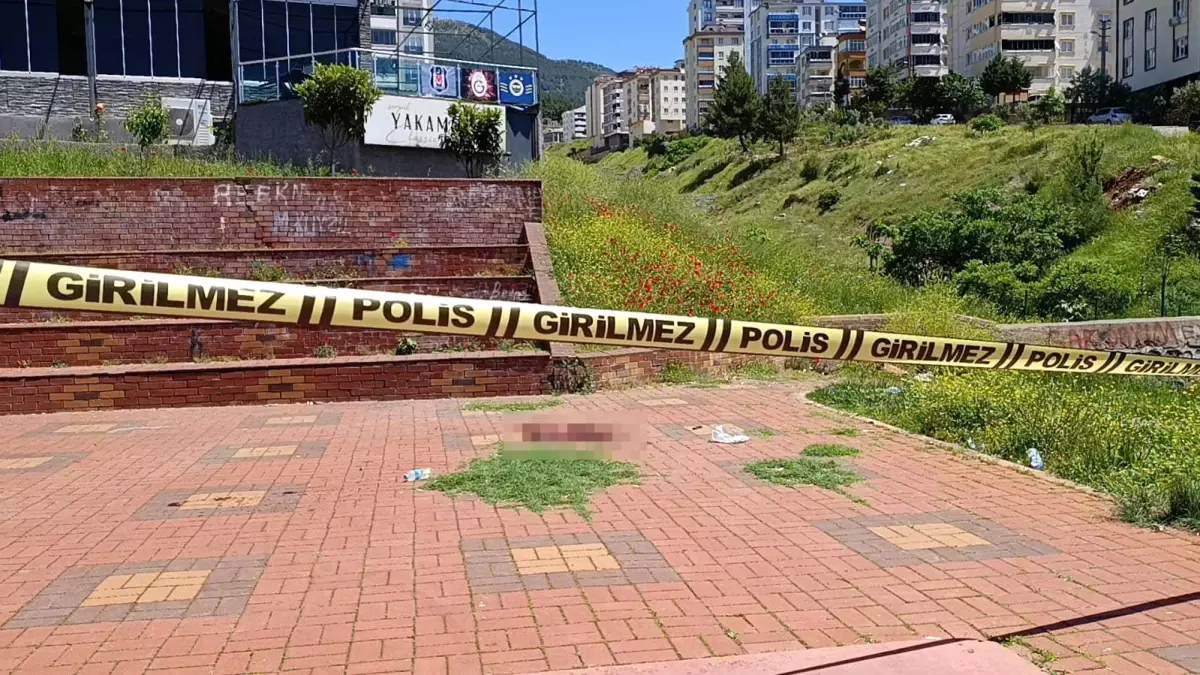 Kahramanmaraş'ta Bıçaklı Kavga: 1 Ağır Yaralı
