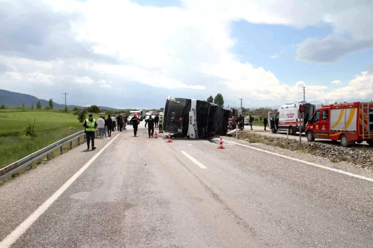 Konya'da Otobüs Kazası: 13 Yaralı