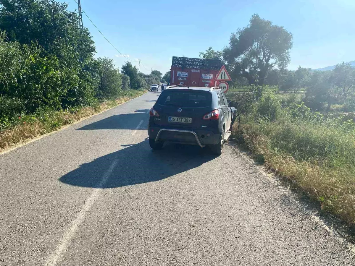Ödemiş'te Zincirleme Trafik Kazası: 2 Yaralı