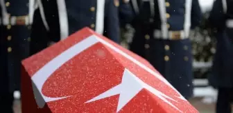 Pençe-Kilit bölgesine yıldırım düşmesi sonucu 1 asker şehit oldu