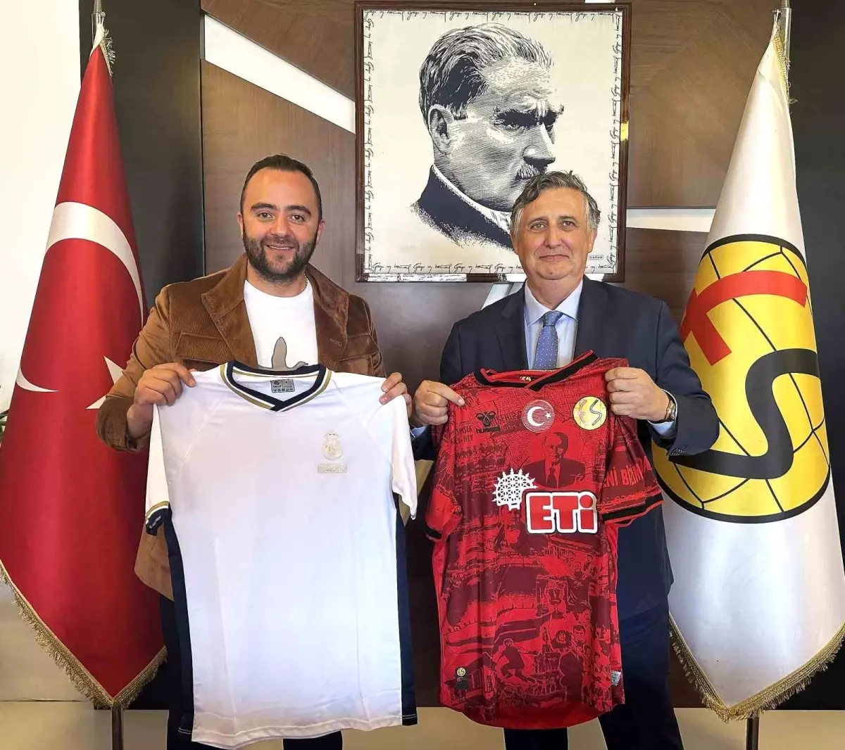 Real Madrid Vakfı Türkiye Programı Eskişehirspor'u Ziyaret Etti