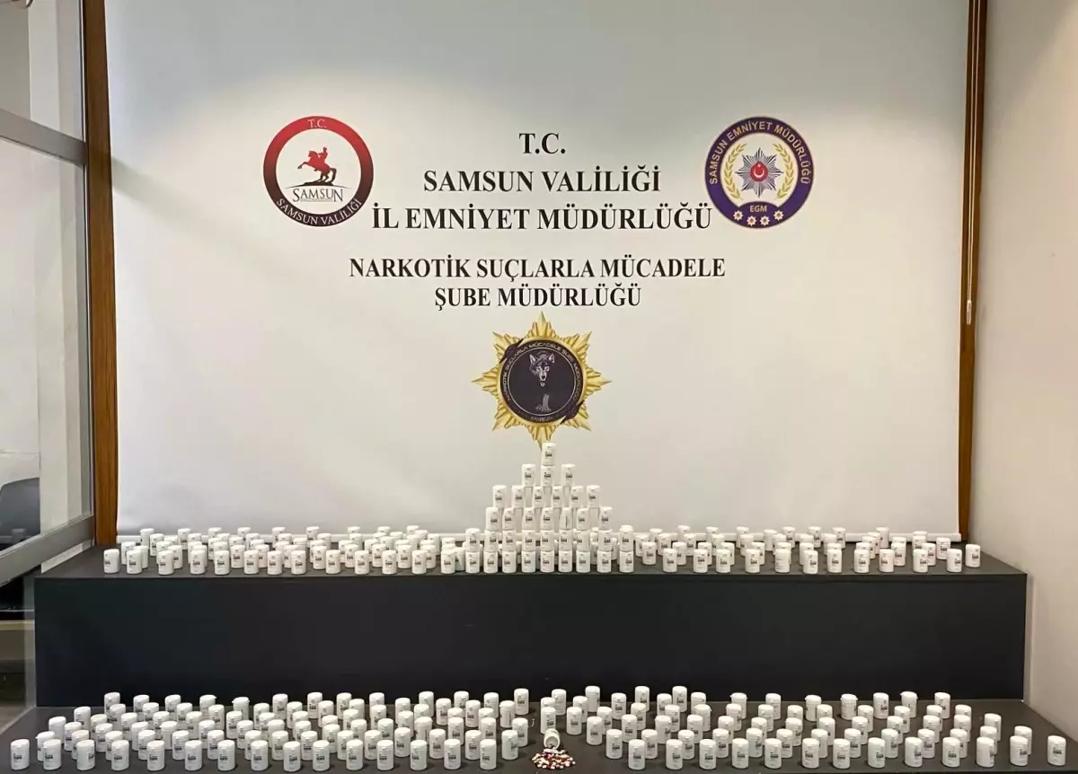 Samsun'da Uyuşturucu Operasyonu: 14 Bin 408 Sentetik Hap Ele Geçirildi