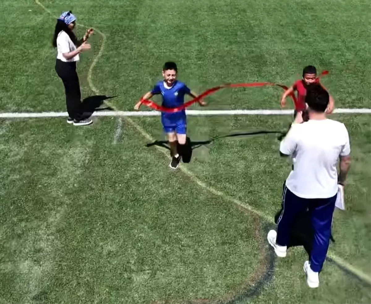 Simav'da Özel Eğitim Farkındalık Şenliği Düzenlendi