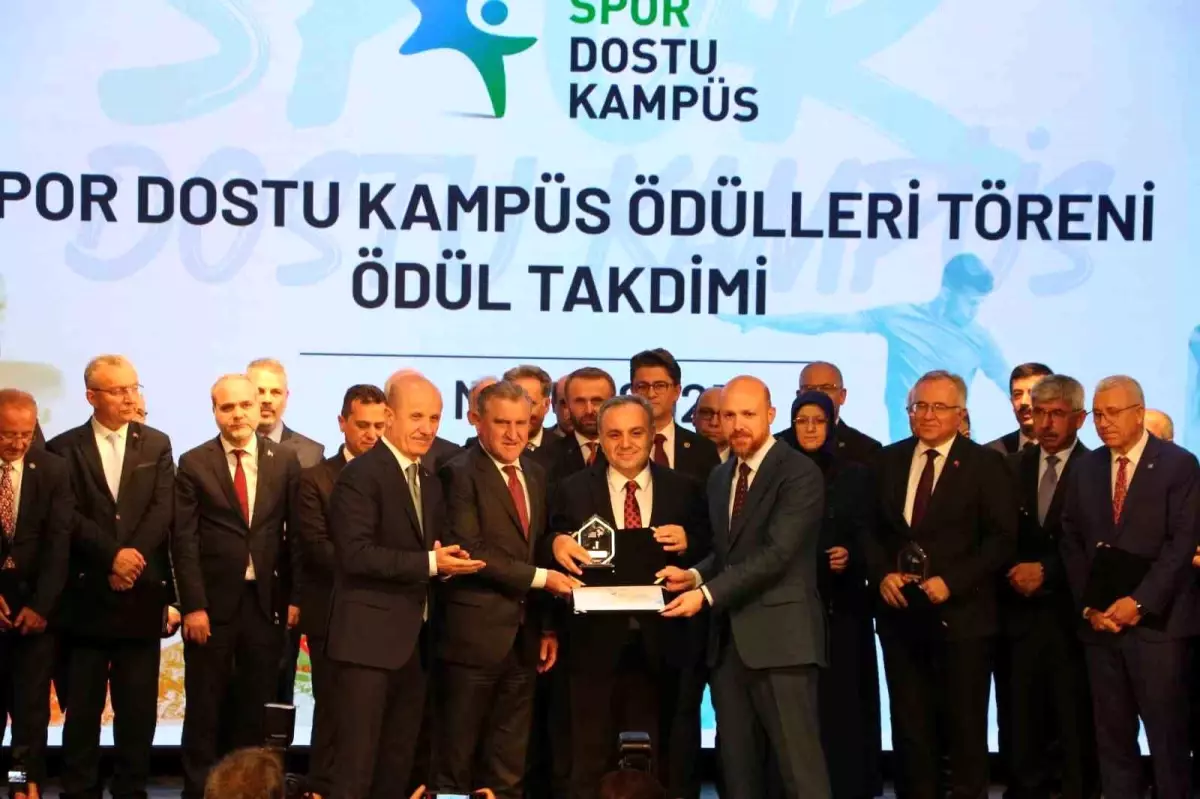 Spor Dostu Kampüs Sertifika Töreni, Rize'de düzenlendi