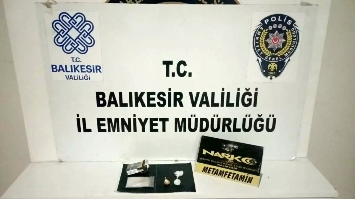 Balıkesir'de Uyuşturucu Ticareti Operasyonu: 3 Tutuklama
