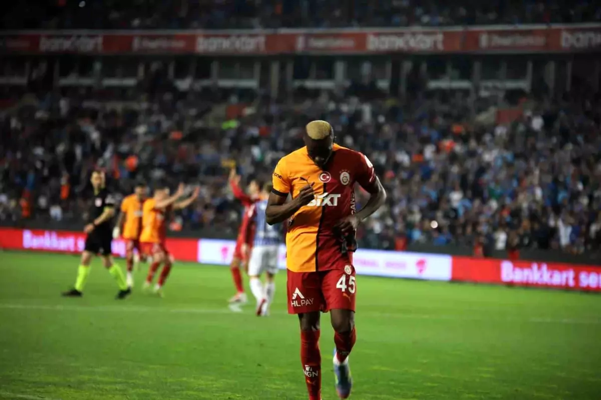 Victor Osimhen, Galatasaray Tarihine Geçti
