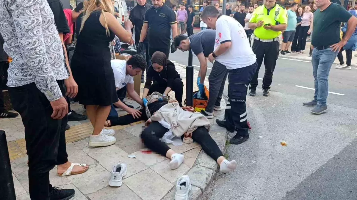 Antalya'da Motosiklet Kazası: Bir Ölü, Bir Ağır Yaralı